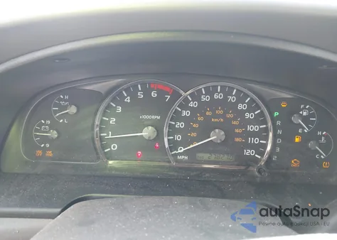 2005 Toyota Sequoia Sr5 V8 z USA, uszkodzony, nr VIN 5TDBT44AX5S252630